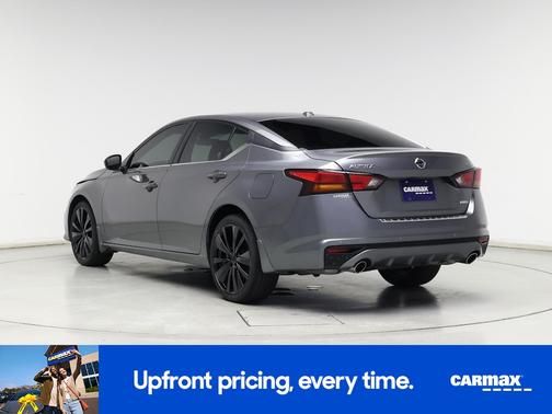 2022 Nissan Altima SR