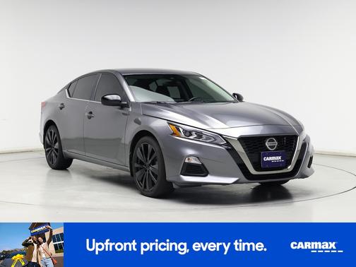 2022 Nissan Altima SR