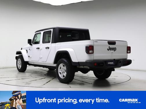 2022 Jeep Gladiator Sport S
