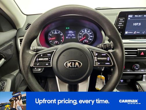 Gray 2021 Kia Seltos LX