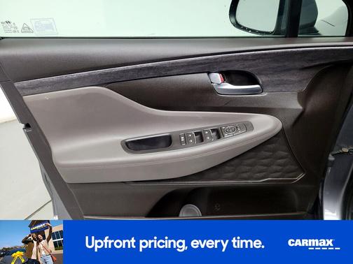 2019 Hyundai SANTA FE SE