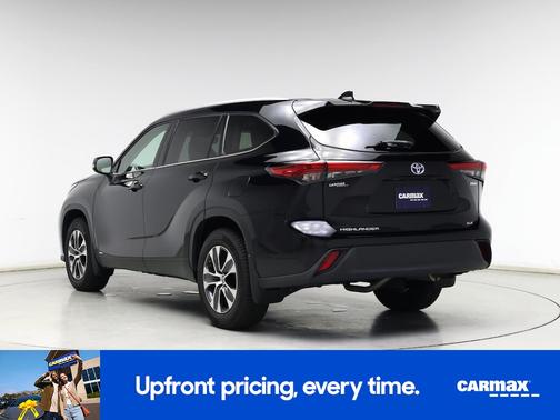 2022 Toyota Highlander Hybrid XLE