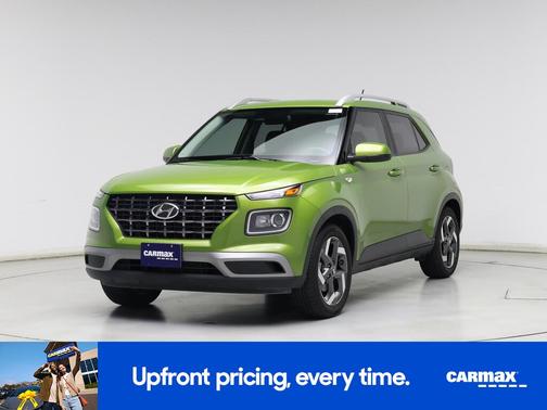 Green 2023 Hyundai VENUE SEL