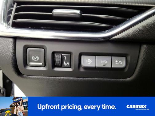 2021 Cadillac XT4 Premium Luxury