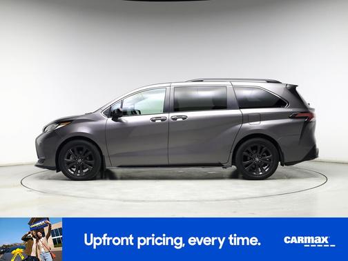2022 Toyota Sienna XSE