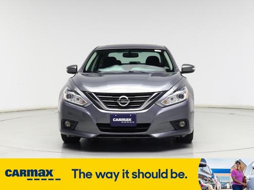 2016 Nissan Altima SV