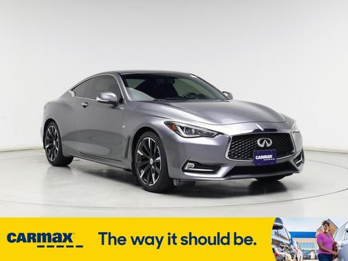 2017 INFINITI Q60 Premium