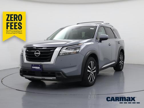 Gray 2023 Nissan Pathfinder Platinum