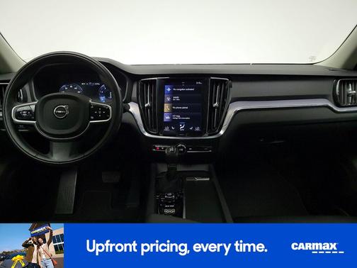 2020 Volvo S60 T5 Momentum