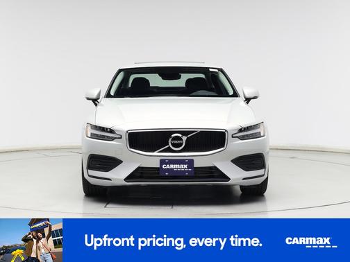 2020 Volvo S60 T5 Momentum