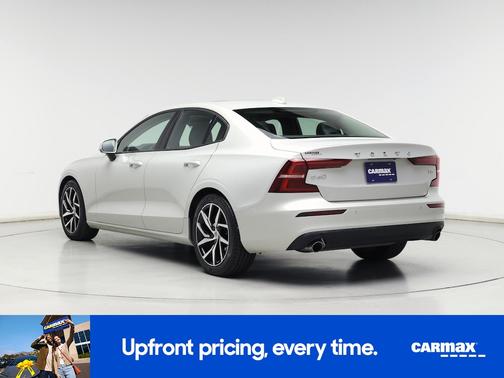 2020 Volvo S60 T5 Momentum