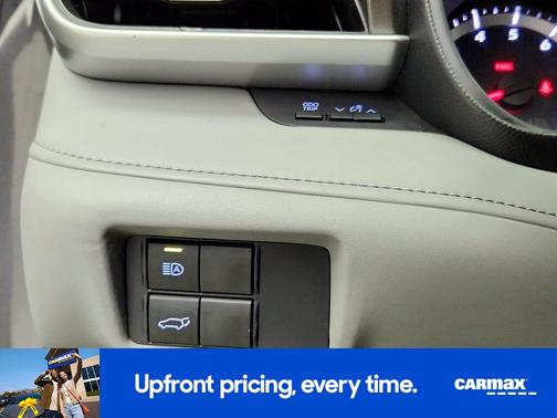 Gray 2021 Toyota Highlander LE