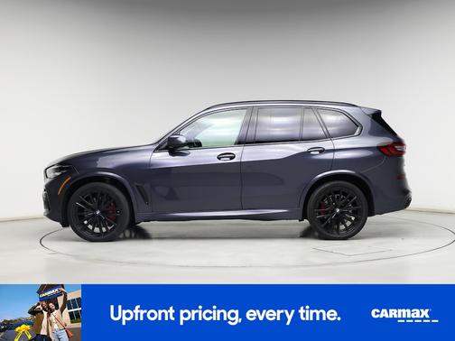 Gray 2022 BMW X5 M50i