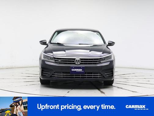 2017 Volkswagen Passat R-Line