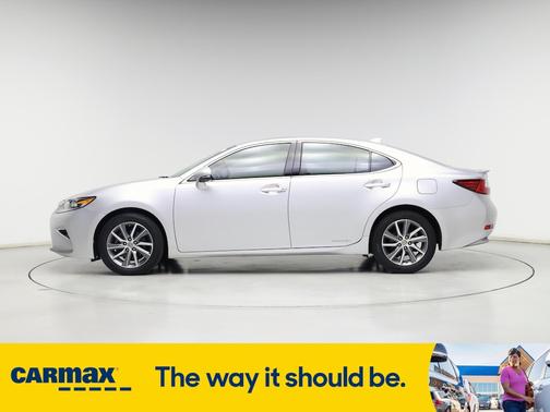 2017 Lexus ES 300h
