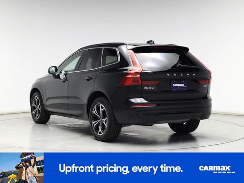 2022 Volvo XC60 B5 Momentum