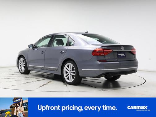 2016 Volkswagen Passat R-Line