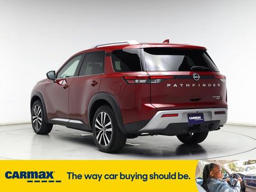 2023 Nissan Pathfinder Platinum