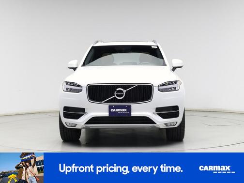 White 2019 Volvo XC90 T6 Momentum