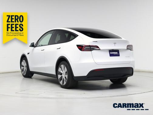 White 2023 Tesla Model Y Long Range
