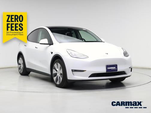White 2023 Tesla Model Y Long Range