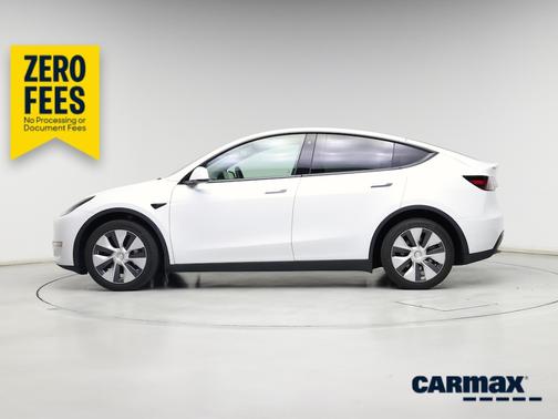 White 2023 Tesla Model Y Long Range