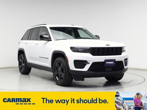 2022 Jeep Grand Cherokee Altitude