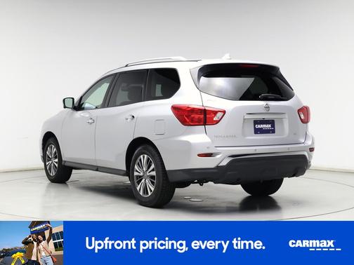 2019 Nissan Pathfinder SL