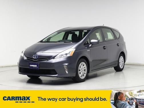 2013 Toyota Prius v Two