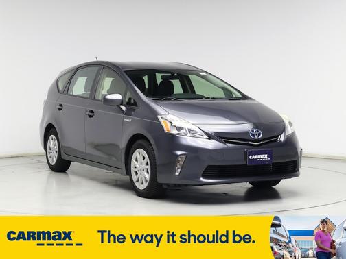 2013 Toyota Prius v Two