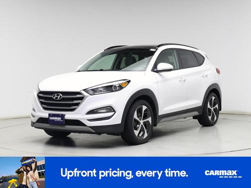 White 2018 Hyundai TUCSON Value