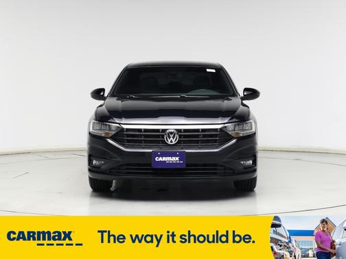 2019 Volkswagen Jetta R-Line