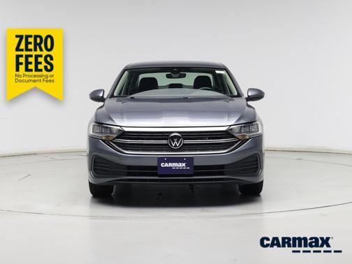 Gray 2023 Volkswagen Jetta SE