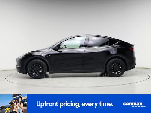 Black 2022 Tesla Model Y Long Range