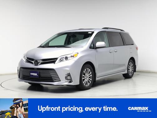 2020 Toyota Sienna XLE