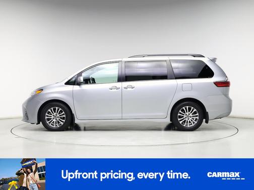 2020 Toyota Sienna XLE