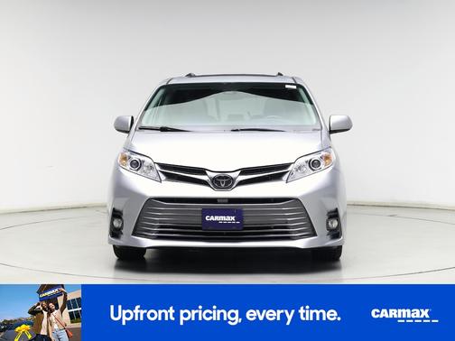 2020 Toyota Sienna XLE