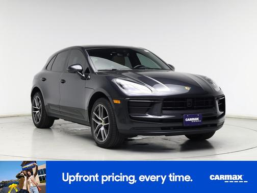 2022 Porsche Macan 