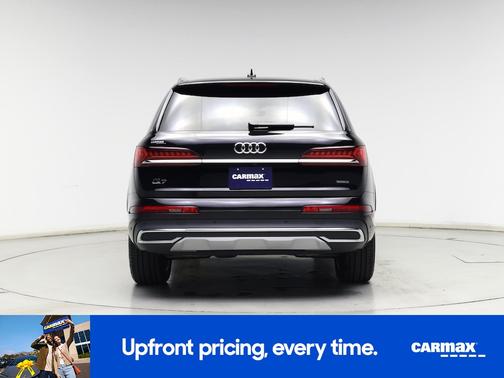 2023 Audi Q7 Premium Plus