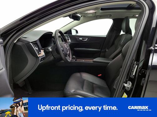 2024 Volvo S60 B5 Plus Dark Theme