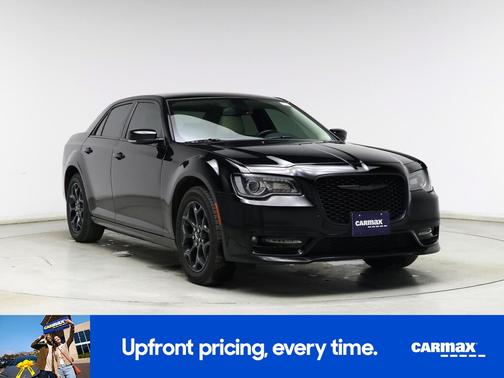 2022 Chrysler 300 Touring L