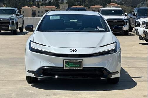 2025 Toyota Prius L