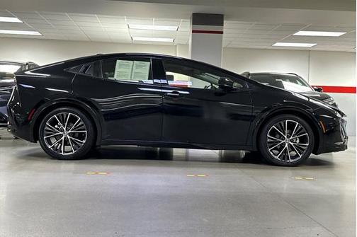 2024 Toyota Prius XLE