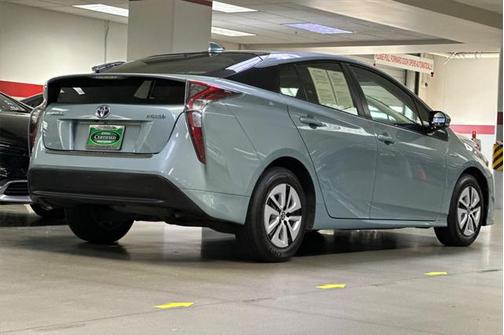 2016 Toyota Prius Four