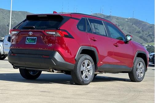 2025 Toyota RAV4 Hybrid LE