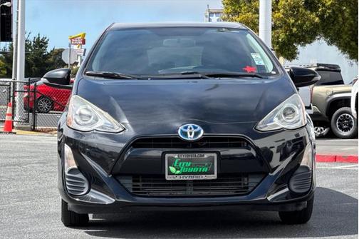 2016 Toyota Prius c Two