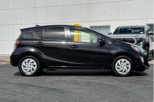 2016 Toyota Prius c Two