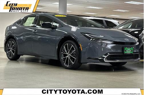 2024 Toyota Prius XLE