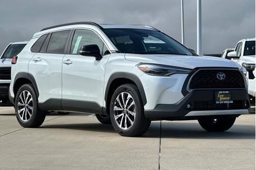 2025 Toyota Corolla Cross XLE