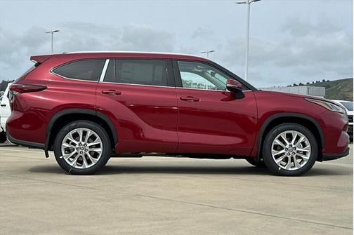 2025 Toyota Highlander Limited